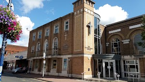 Richard Mayo Centre place picture